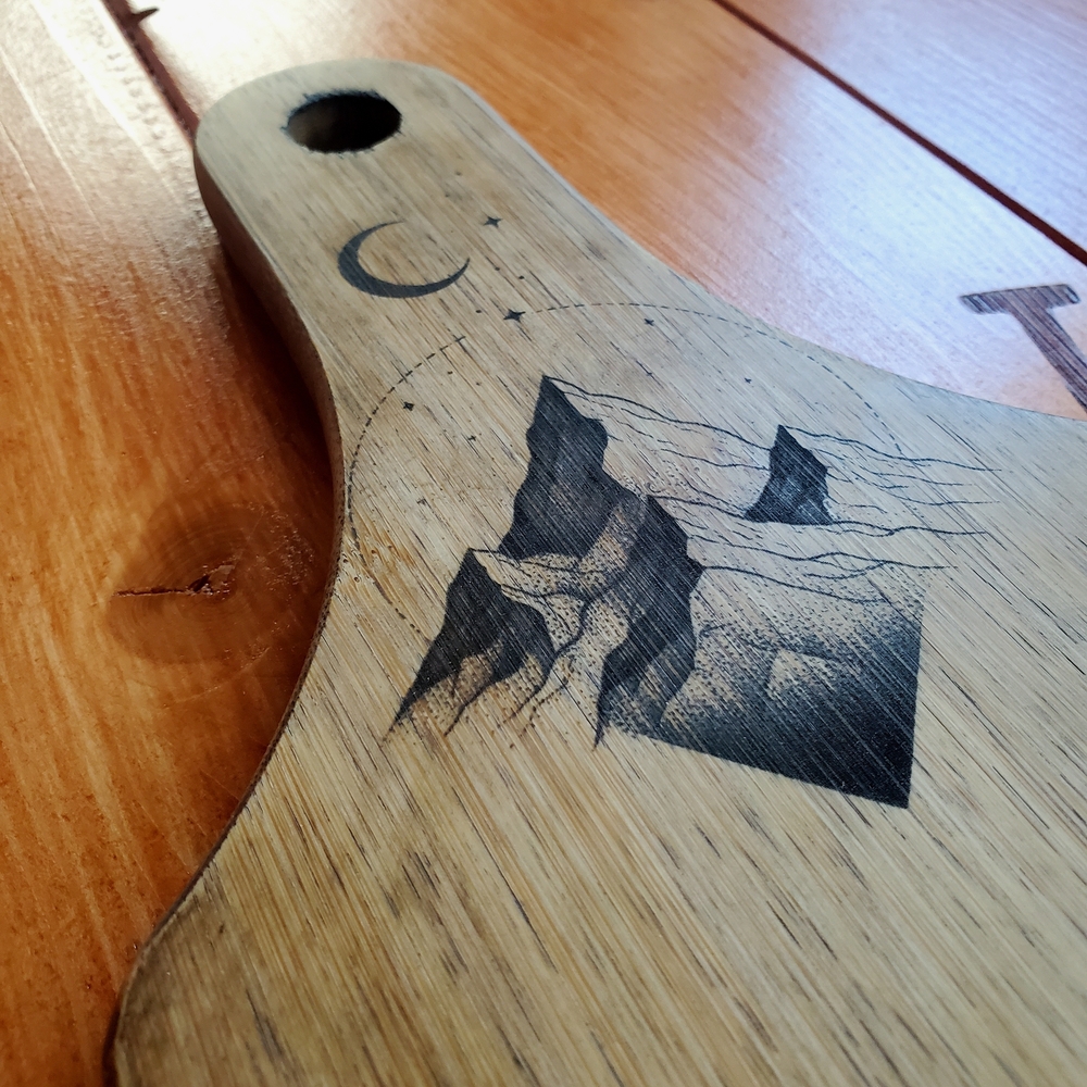 Astral✨Owl🦉Artisan Handcrafted🖐️Finely Engraved Bamboo🎍Cutting/Serving Paddle - Picture 3 of 5
